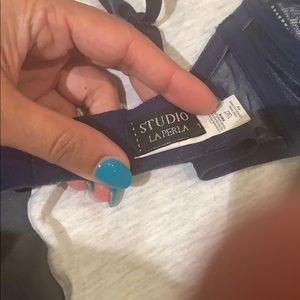 32C lace bra. Lightly worn